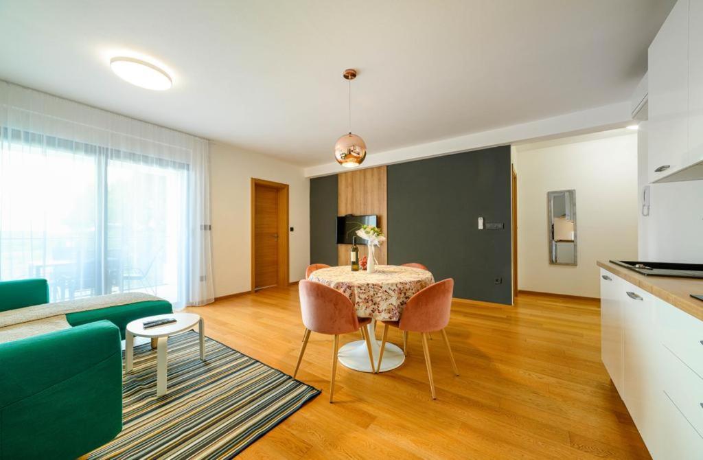 Ferienwohnung Ledunis Šibenik Exterior foto